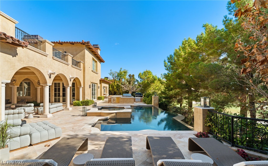 30 Augusta Canyon Way