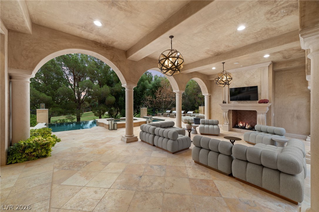 30 Augusta Canyon Way