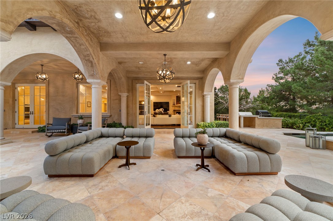 30 Augusta Canyon Way