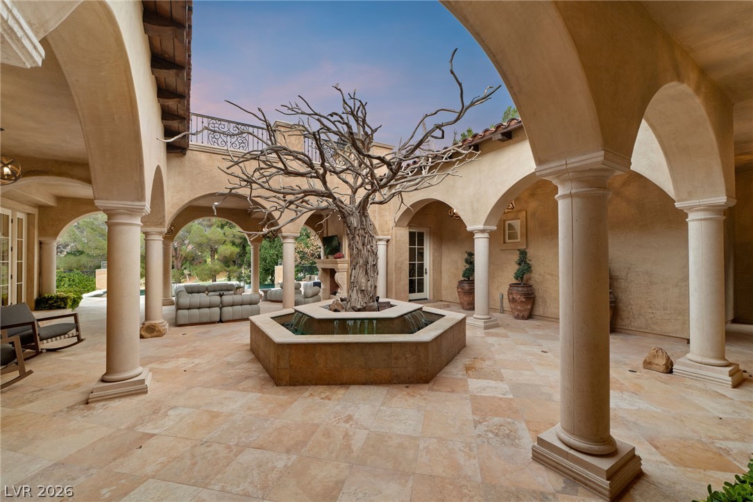30 Augusta Canyon Way