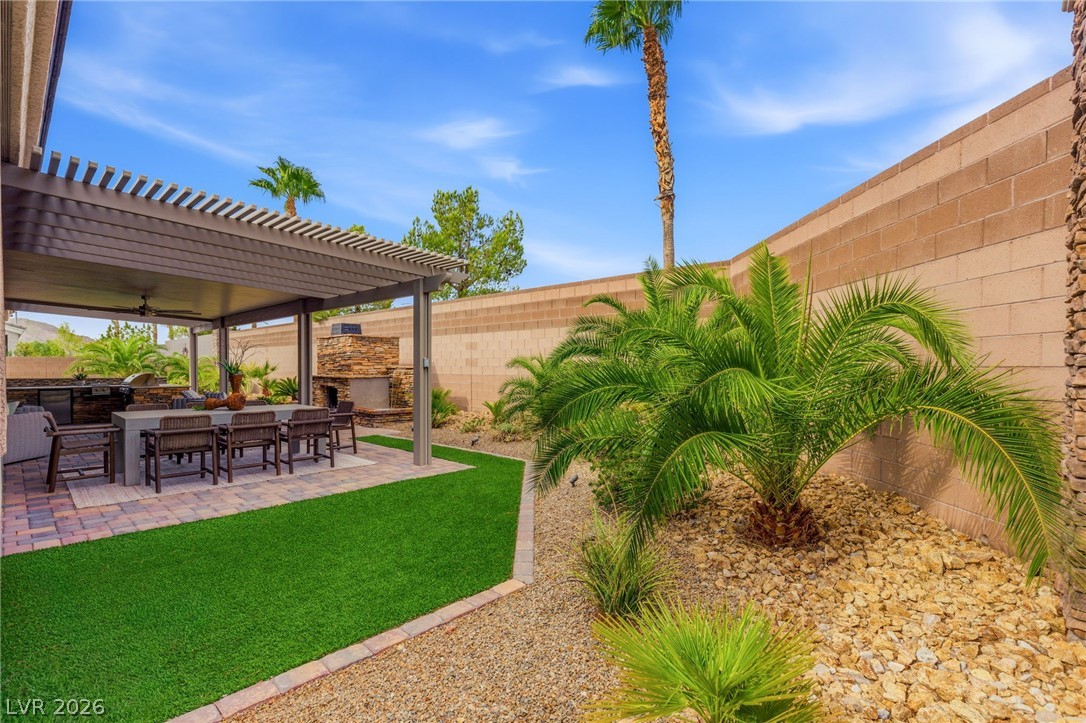 9985 Spider Creek Court