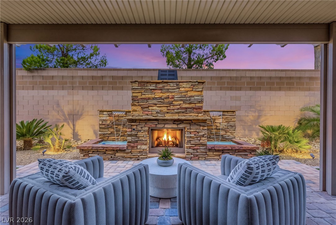 9985 Spider Creek Court