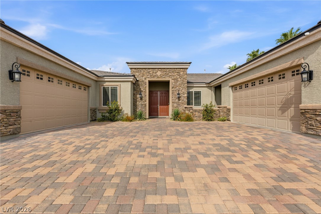 9985 Spider Creek Court
