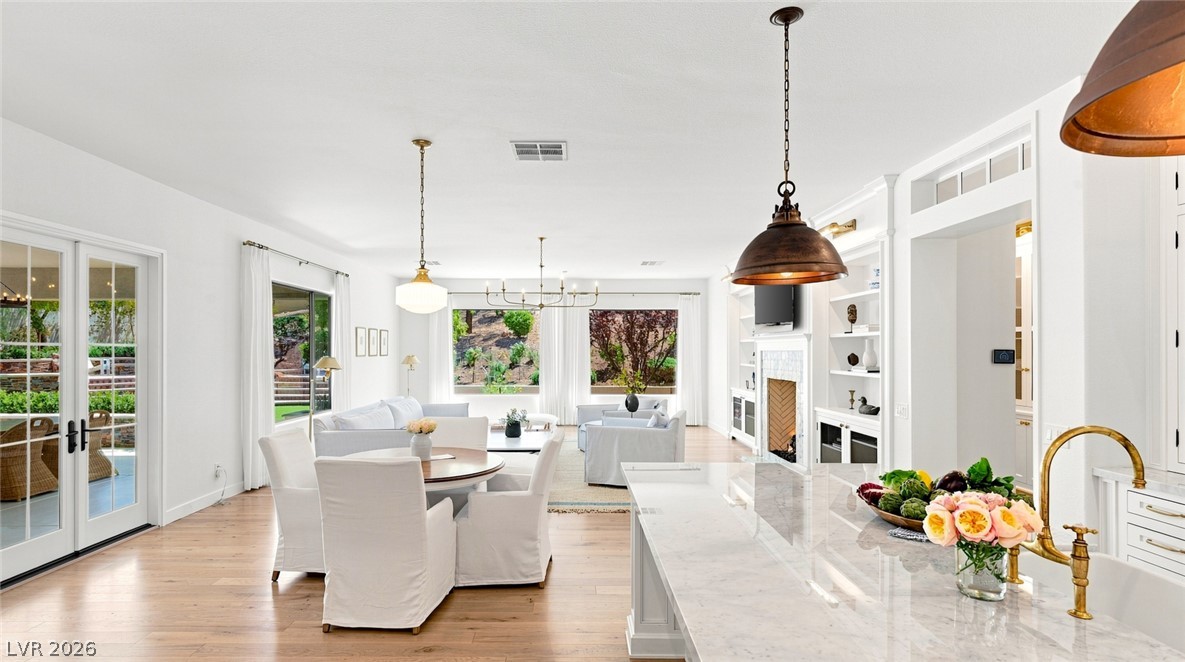 8 Pine Hollow Drive