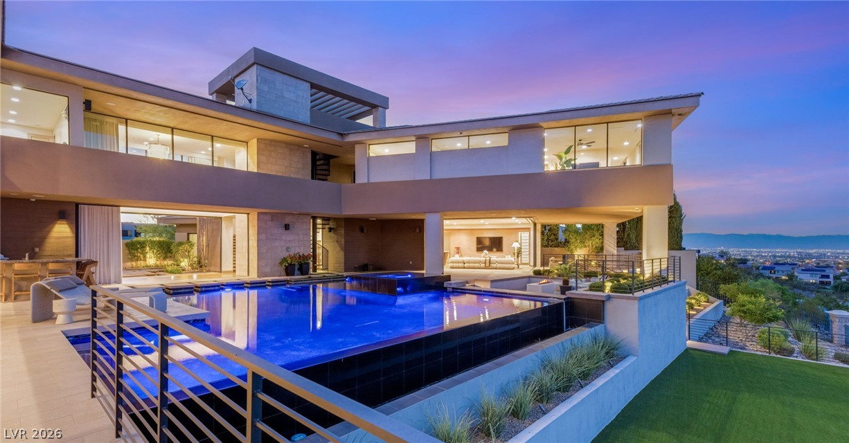 1300 Villa Barolo Avenue
