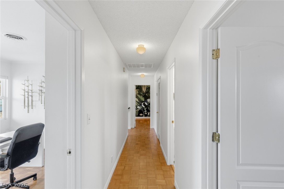 1594 Ottawa Drive