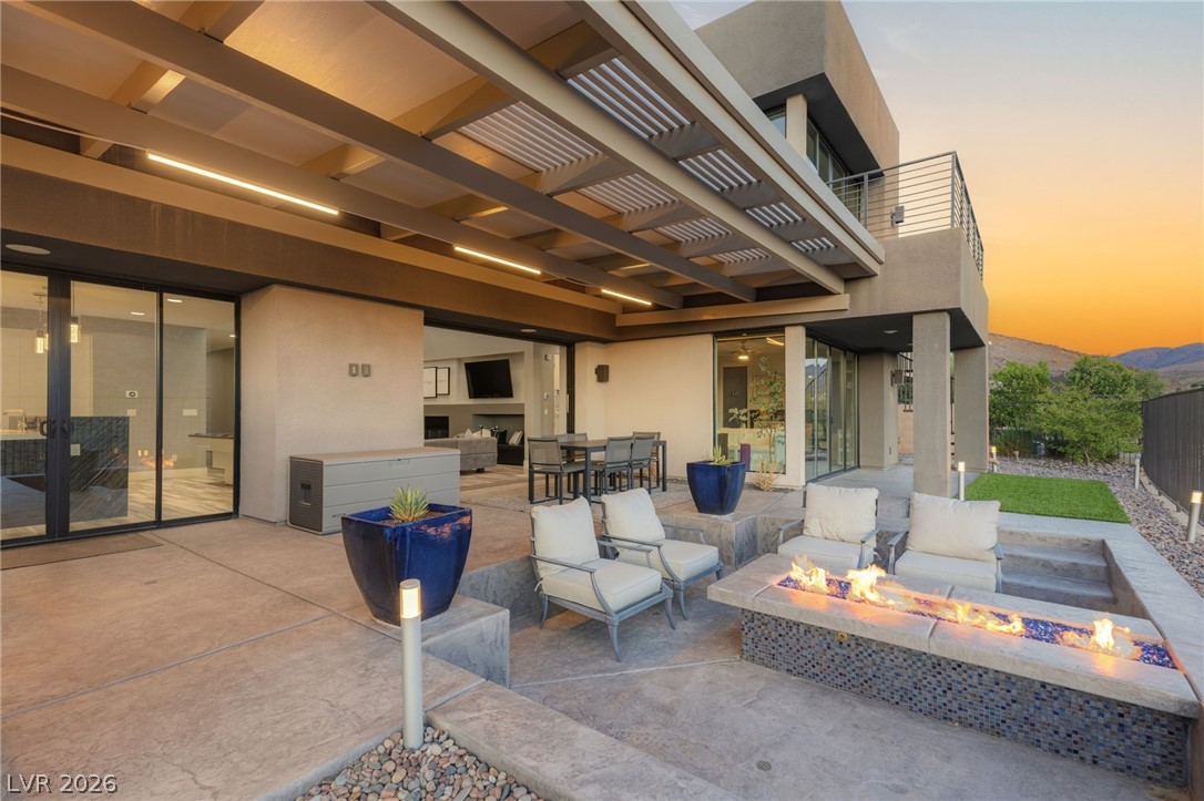 921 Vegas View Drive