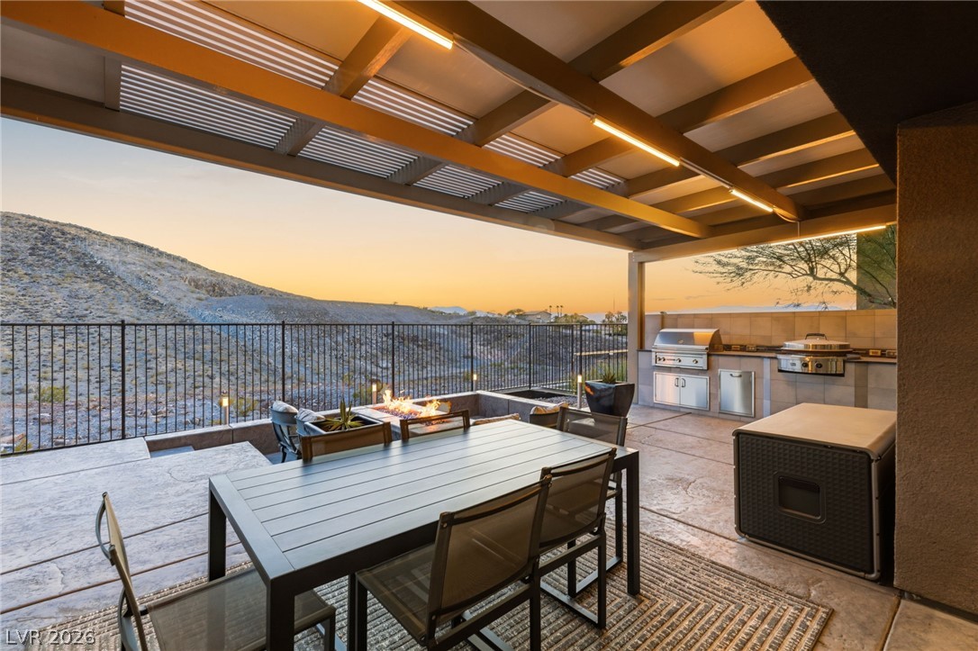 921 Vegas View Drive