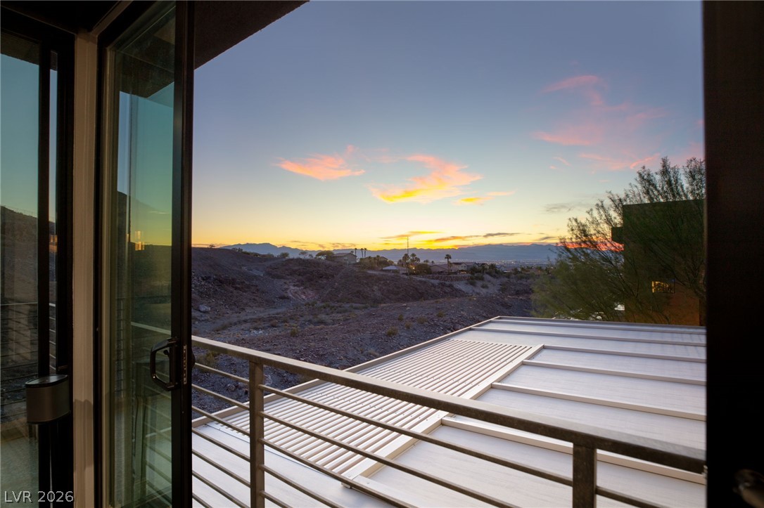 921 Vegas View Drive
