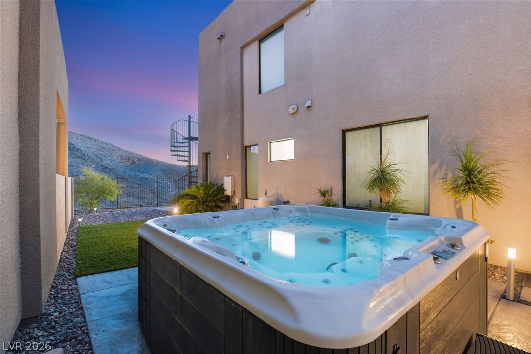 921 Vegas View Drive