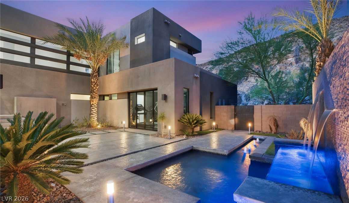 921 Vegas View Drive