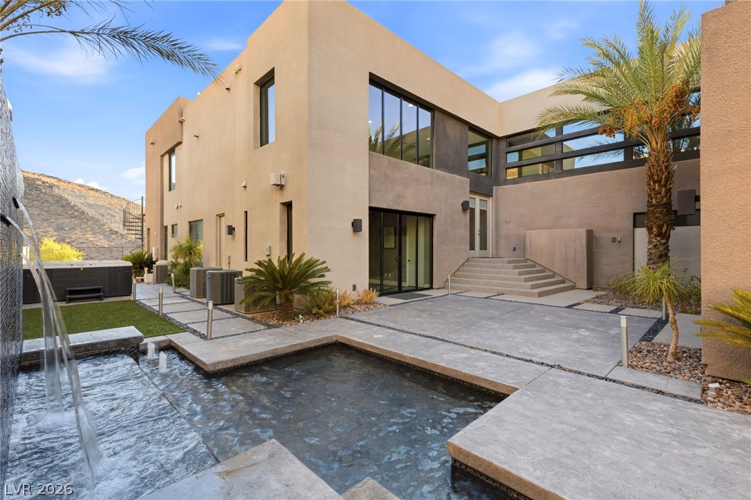 921 Vegas View Drive