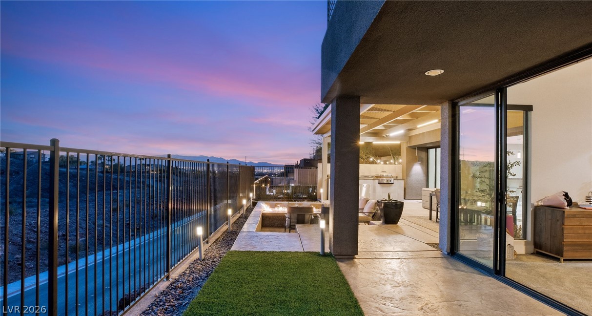 921 Vegas View Drive