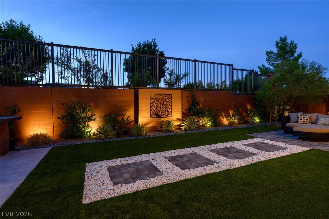 10518 Calico Terrace Avenue
