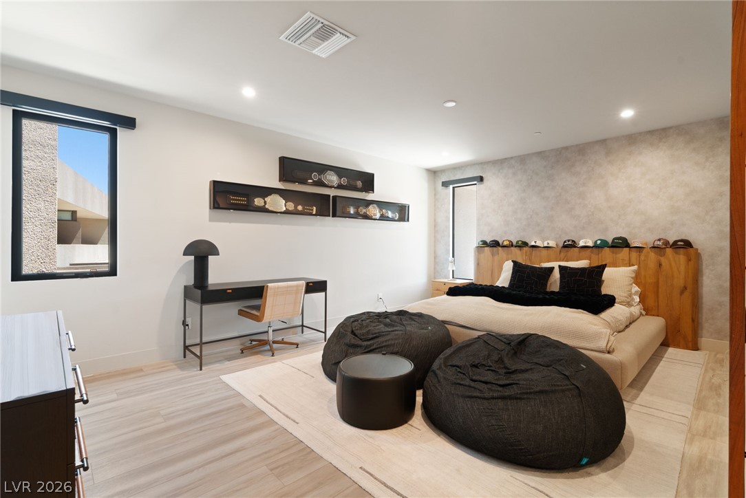 805 Dragons Eye Drive