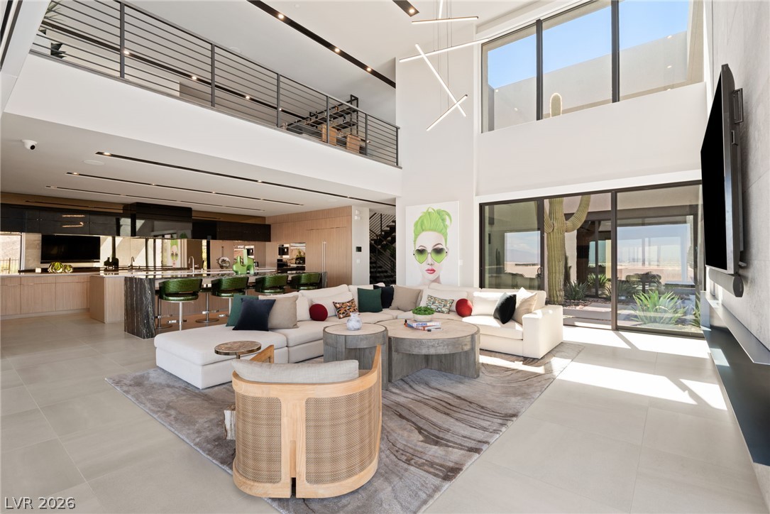 805 Dragons Eye Drive