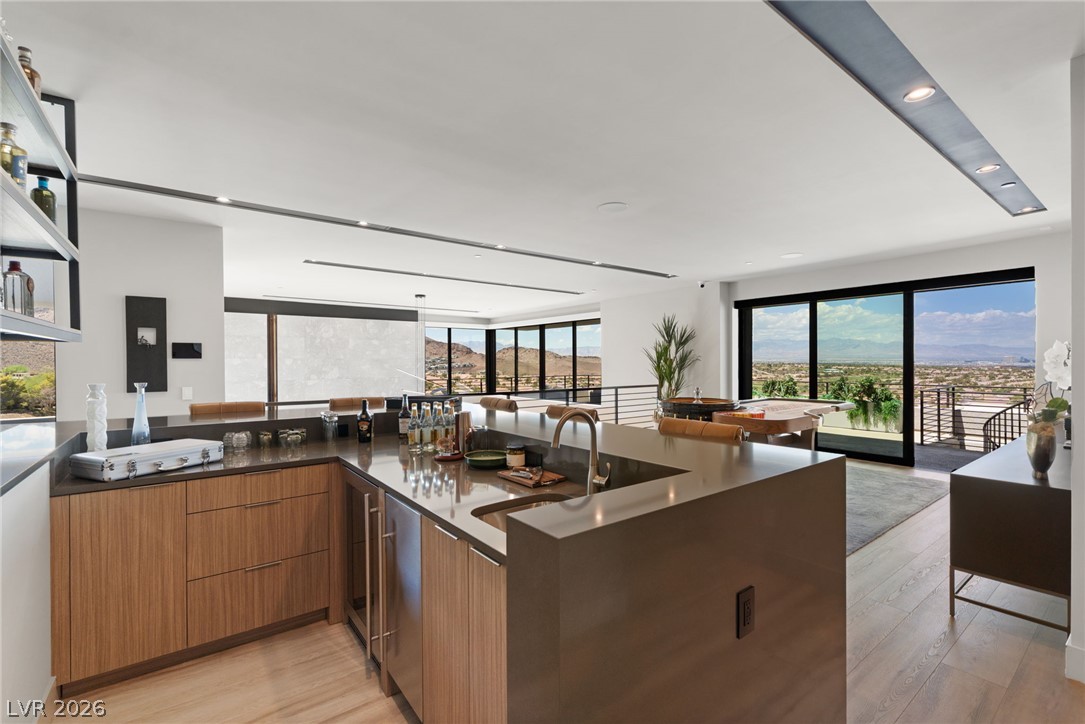 805 Dragons Eye Drive
