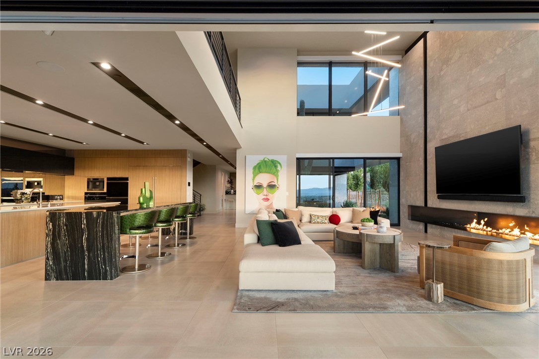 805 Dragons Eye Drive