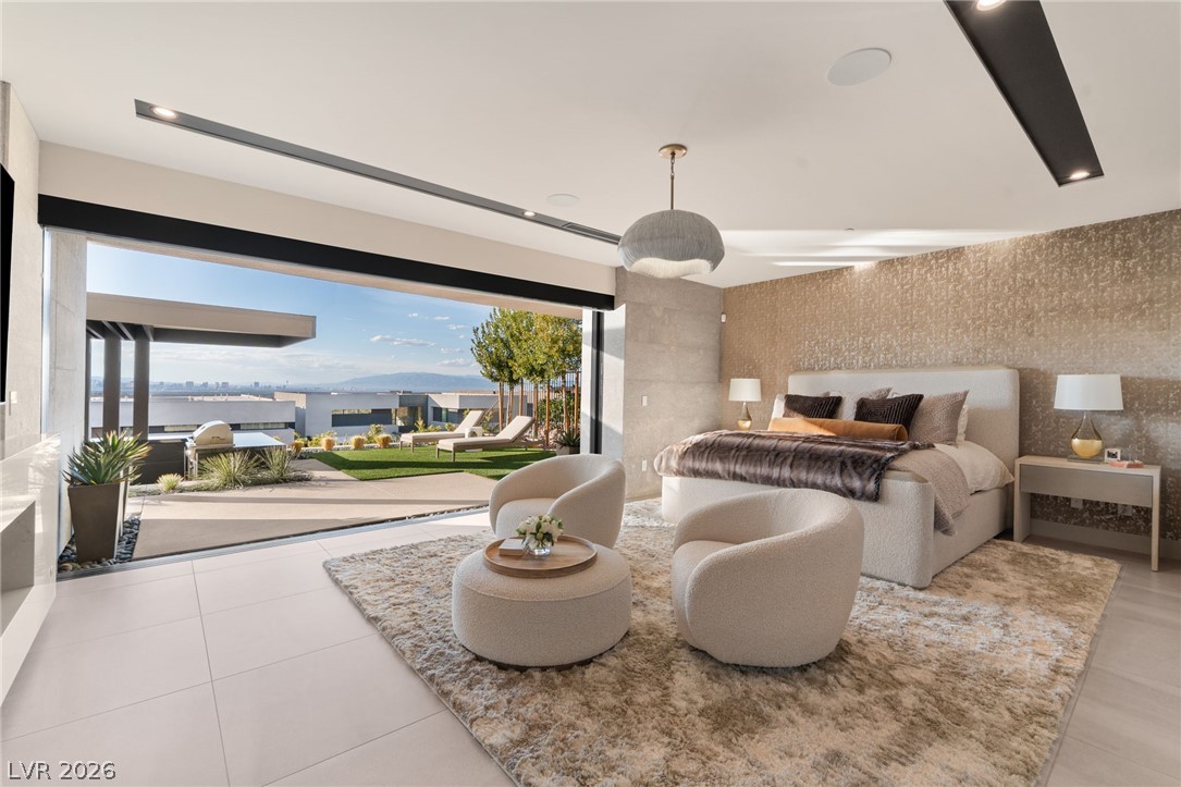 805 Dragons Eye Drive
