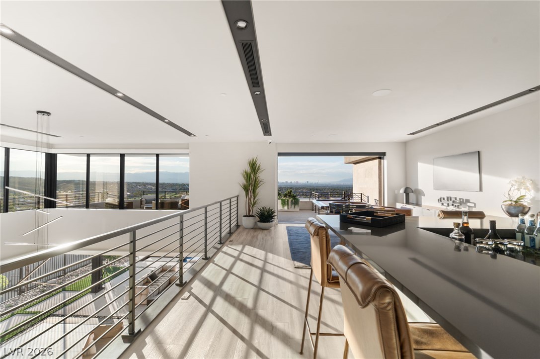 805 Dragons Eye Drive