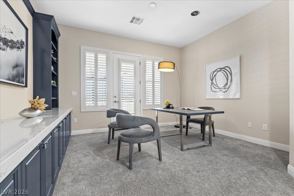 9425 Garnet Crown Avenue