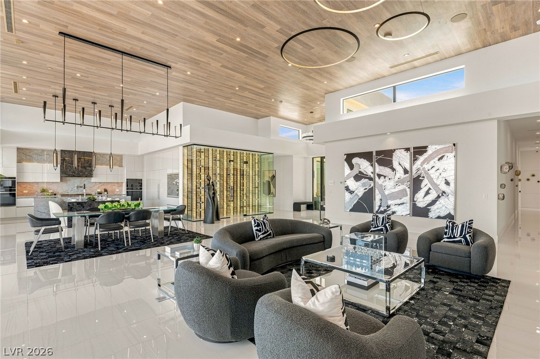 4 Chisel Crest Court
