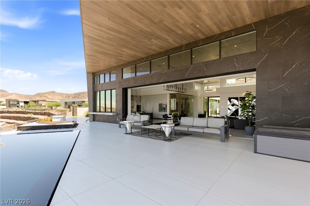 4 Chisel Crest Court