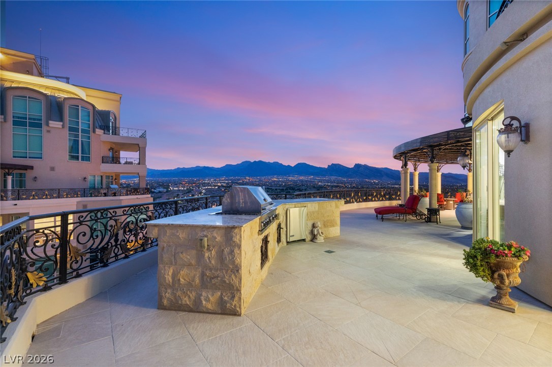9101 Alta Drive 1701