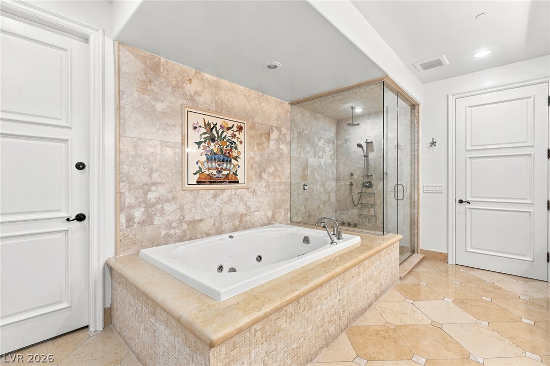 9101 Alta Drive 1701
