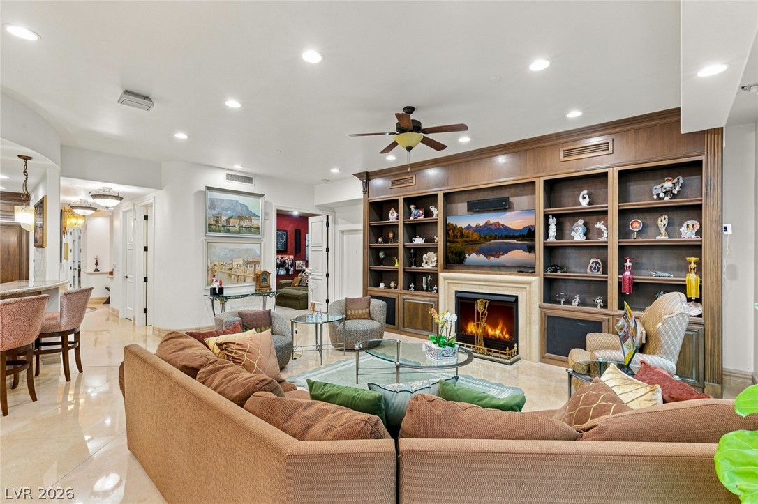 9101 Alta Drive 1701