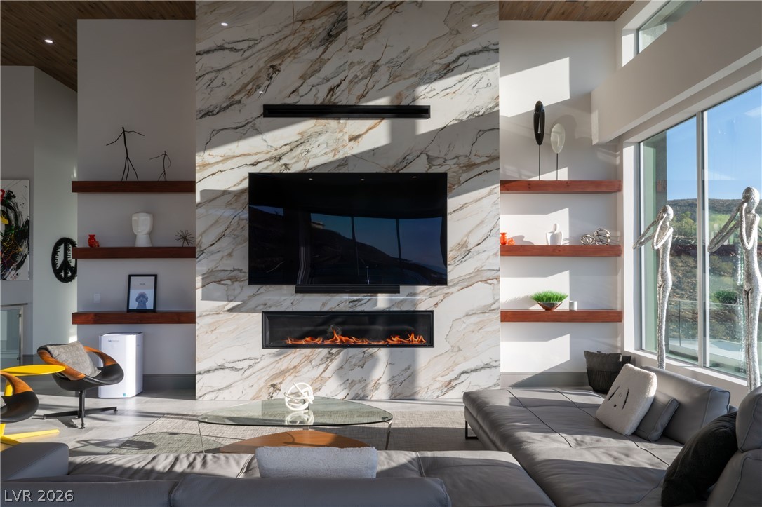 1205 Amber Rim Drive