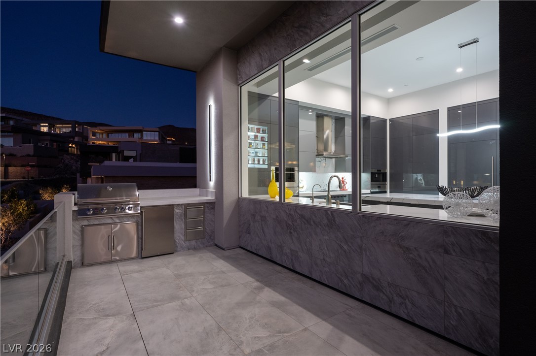 1205 Amber Rim Drive