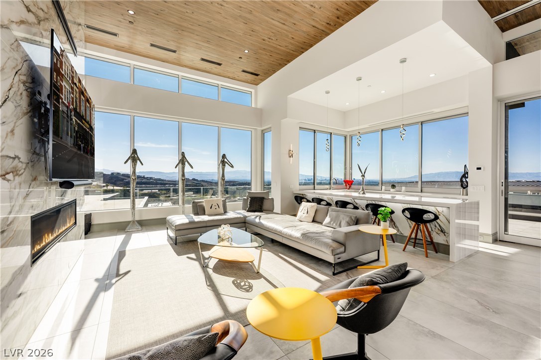 1205 Amber Rim Drive