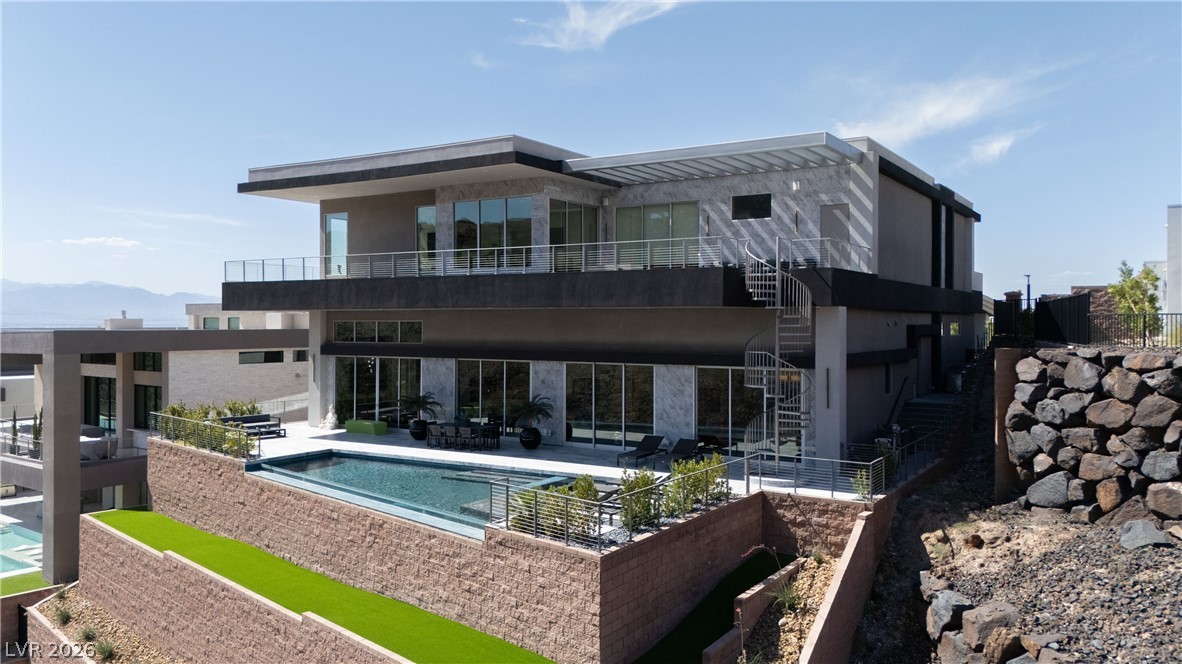 1205 Amber Rim Drive