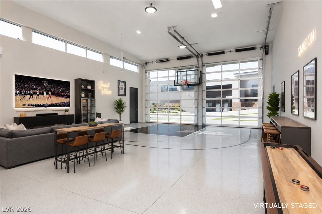 1205 Amber Rim Drive