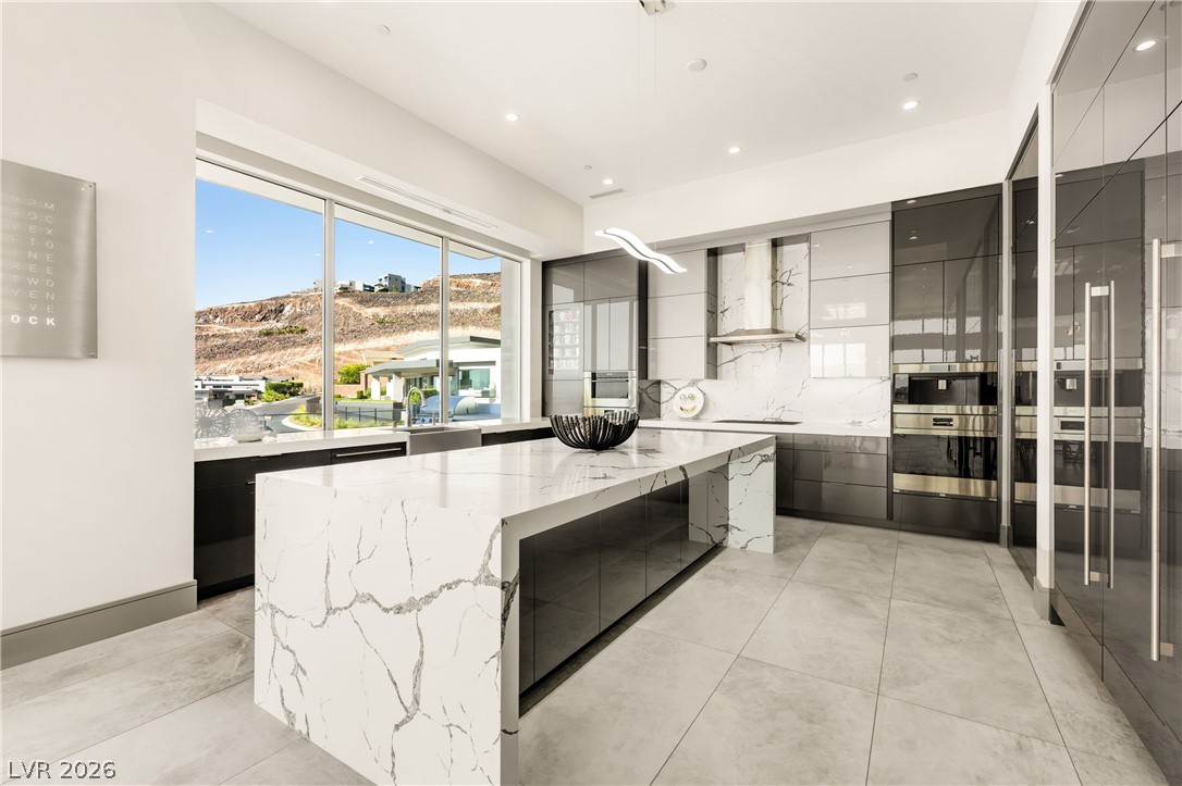 1205 Amber Rim Drive