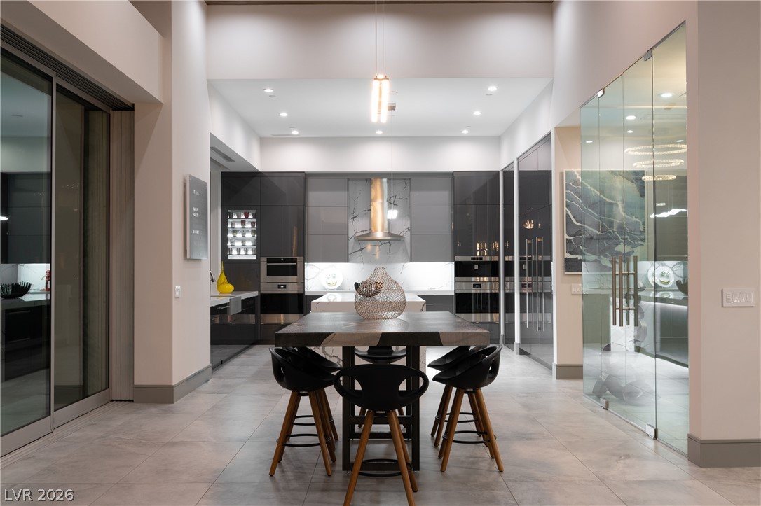 1205 Amber Rim Drive