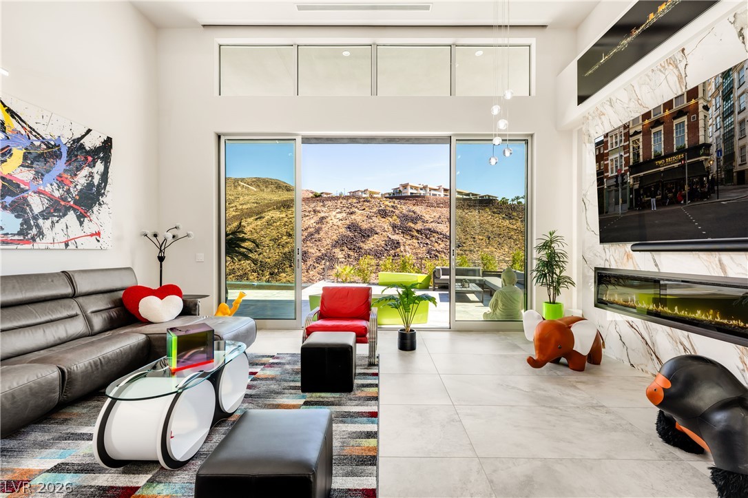 1205 Amber Rim Drive