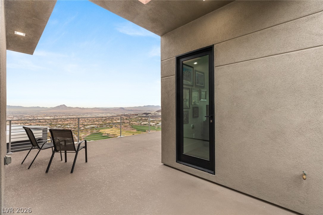 668 Dragon Peak Drive