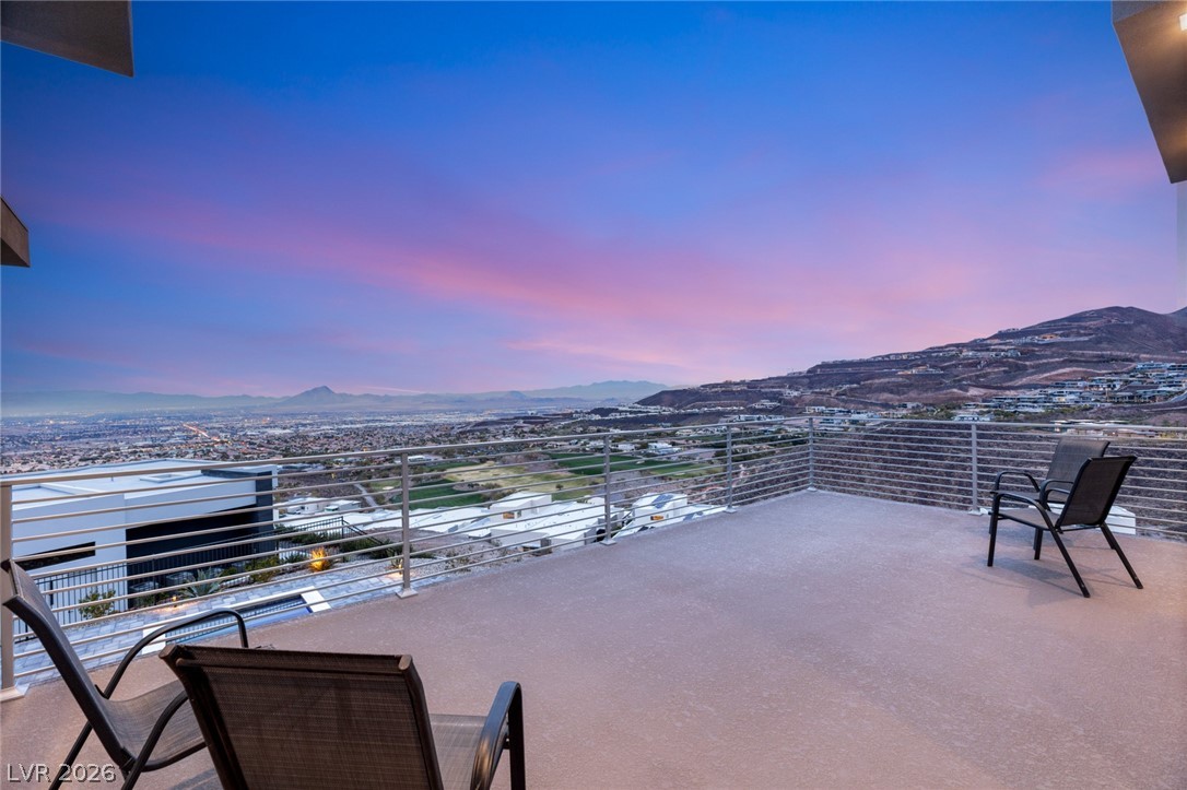 668 Dragon Peak Drive