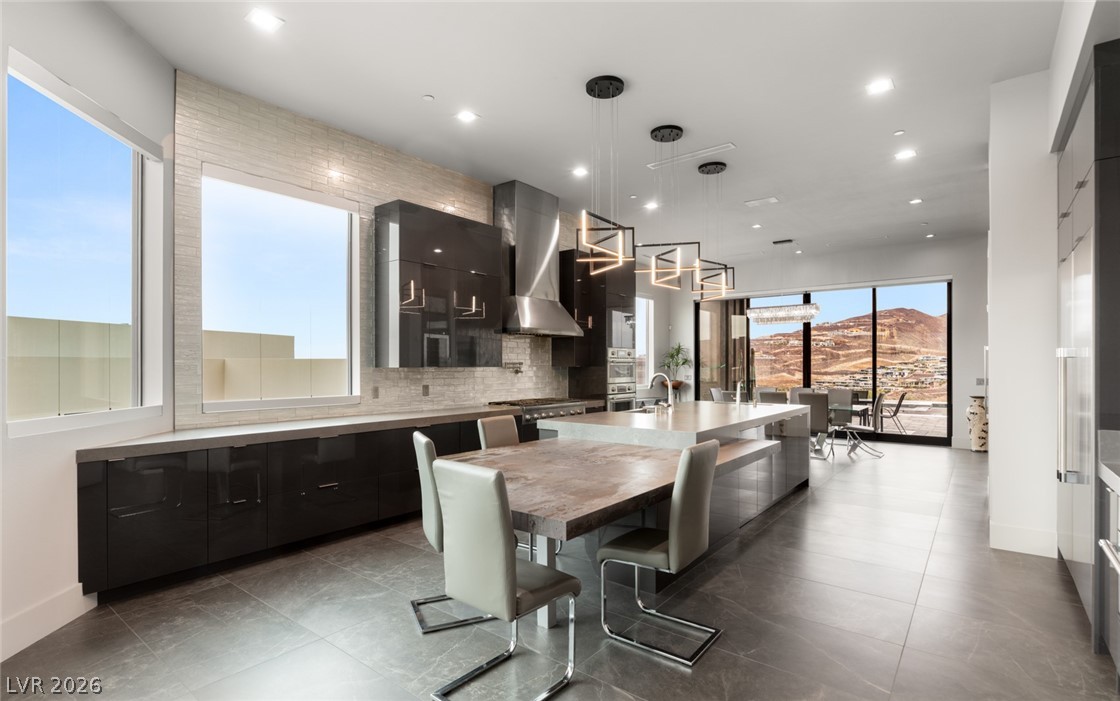 668 Dragon Peak Drive