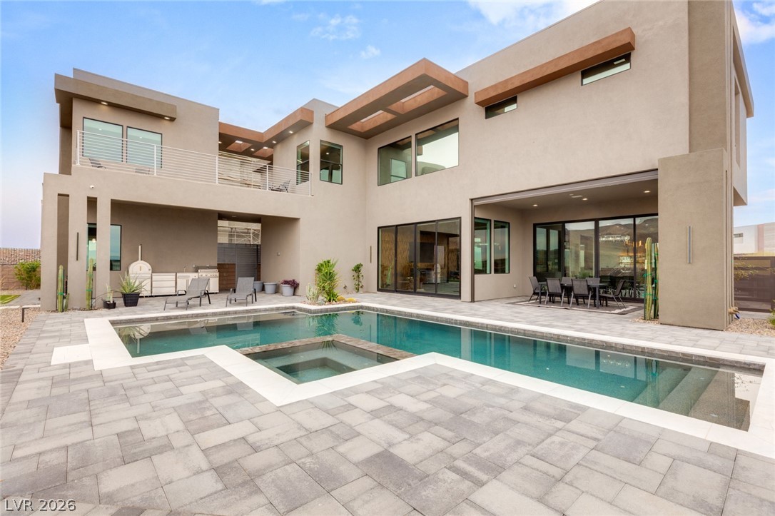 668 Dragon Peak Drive