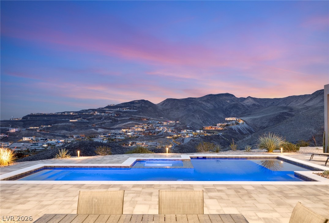 668 Dragon Peak Drive