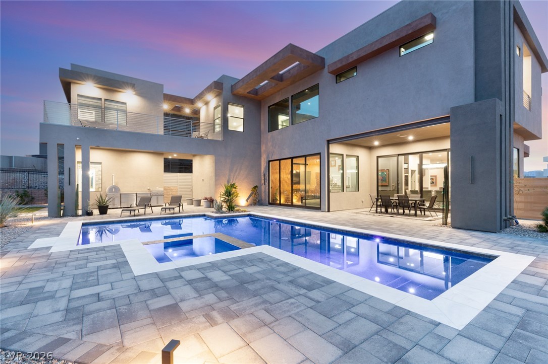 668 Dragon Peak Drive