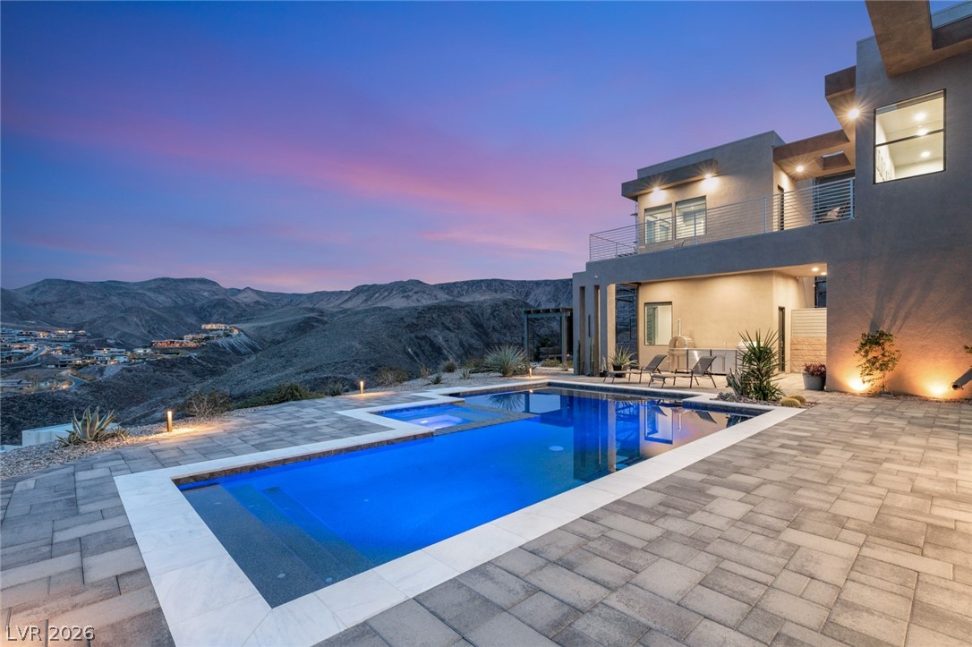 668 Dragon Peak Drive