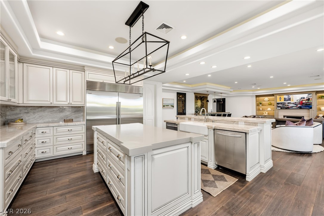 9817 Mountain Grove Court