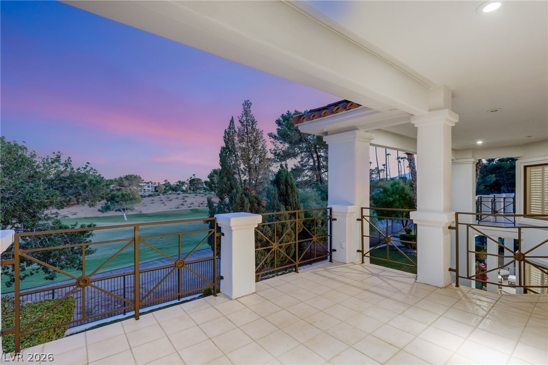 8901 Robinson Ridge Drive