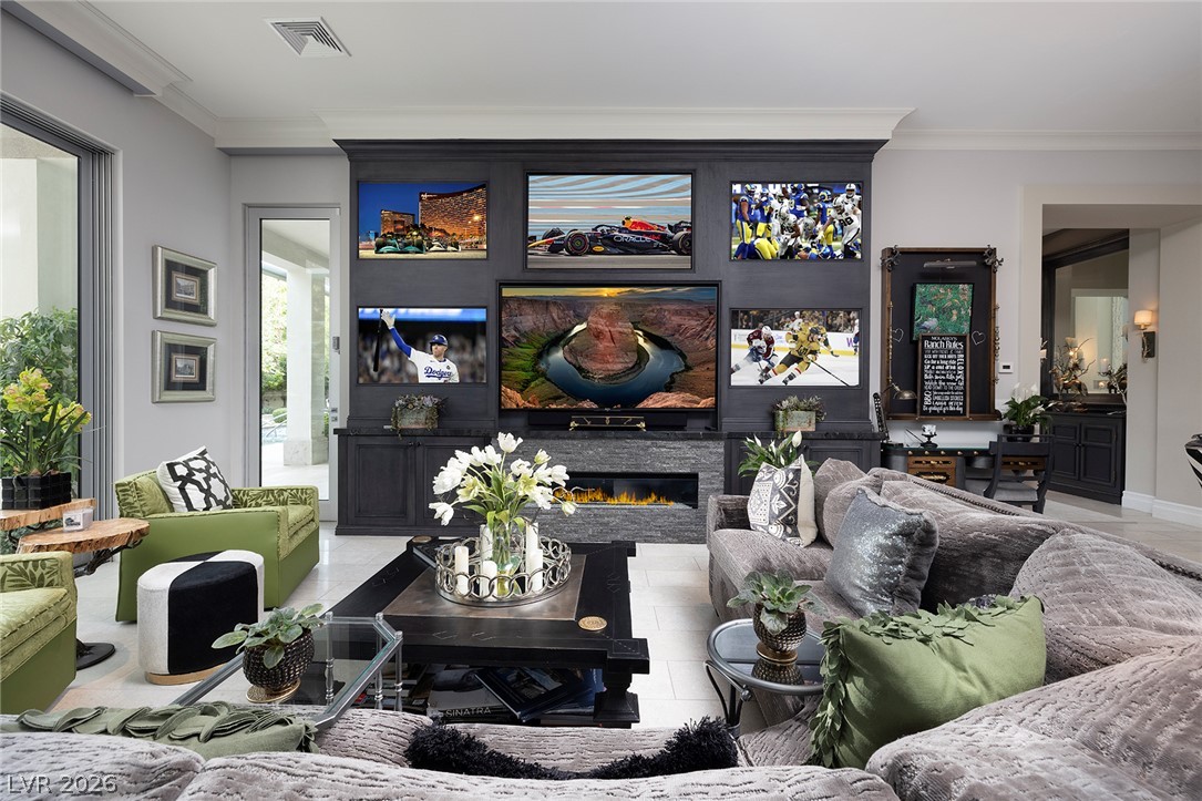 2323 Pinto Lane