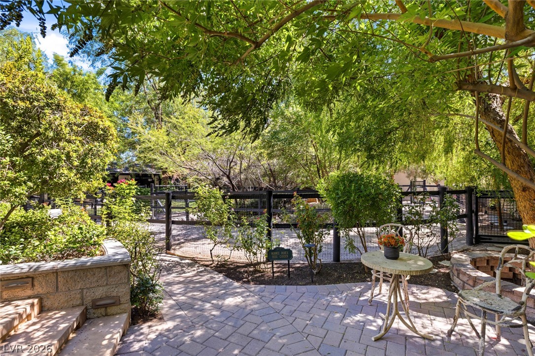 2323 Pinto Lane
