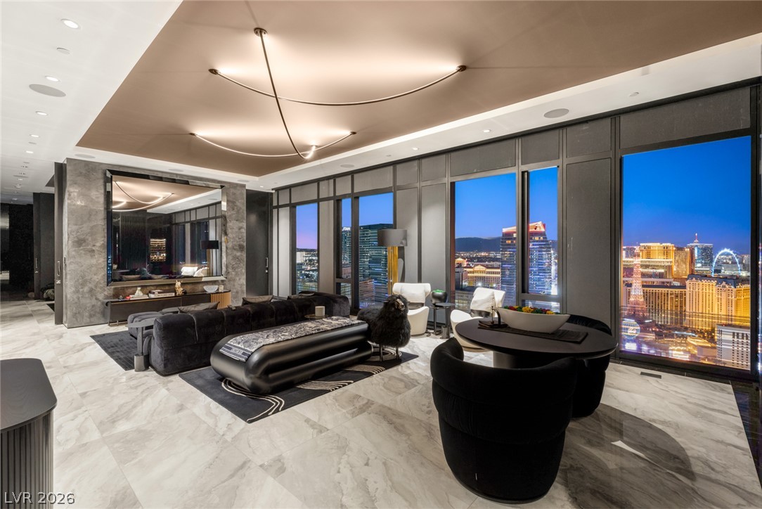 3750 Las Vegas Boulevard 4304